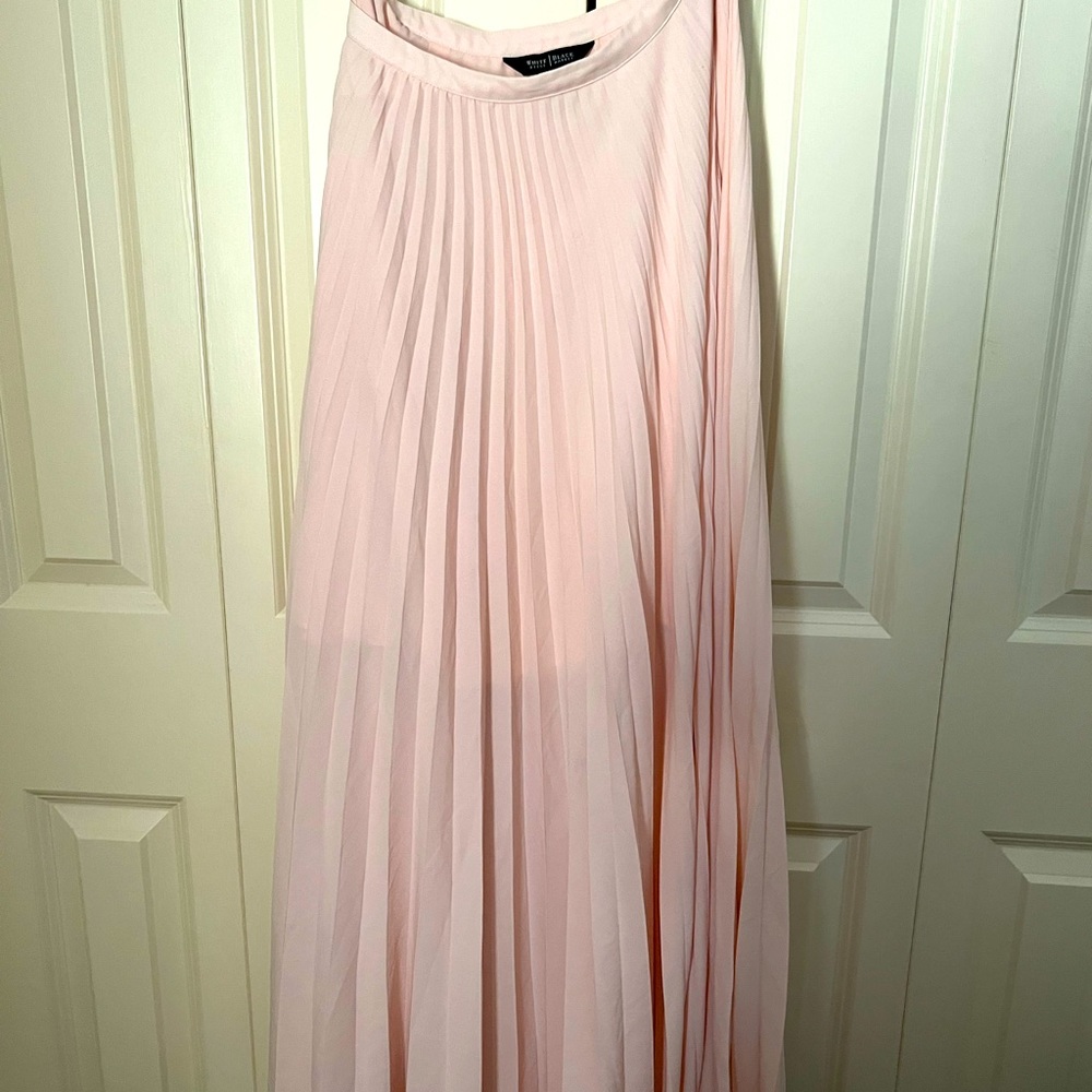 White House black market maxi pleated skirt